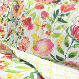 King/Cal King Lightweight Polyester Scalloped Edges Floral Quilt Set